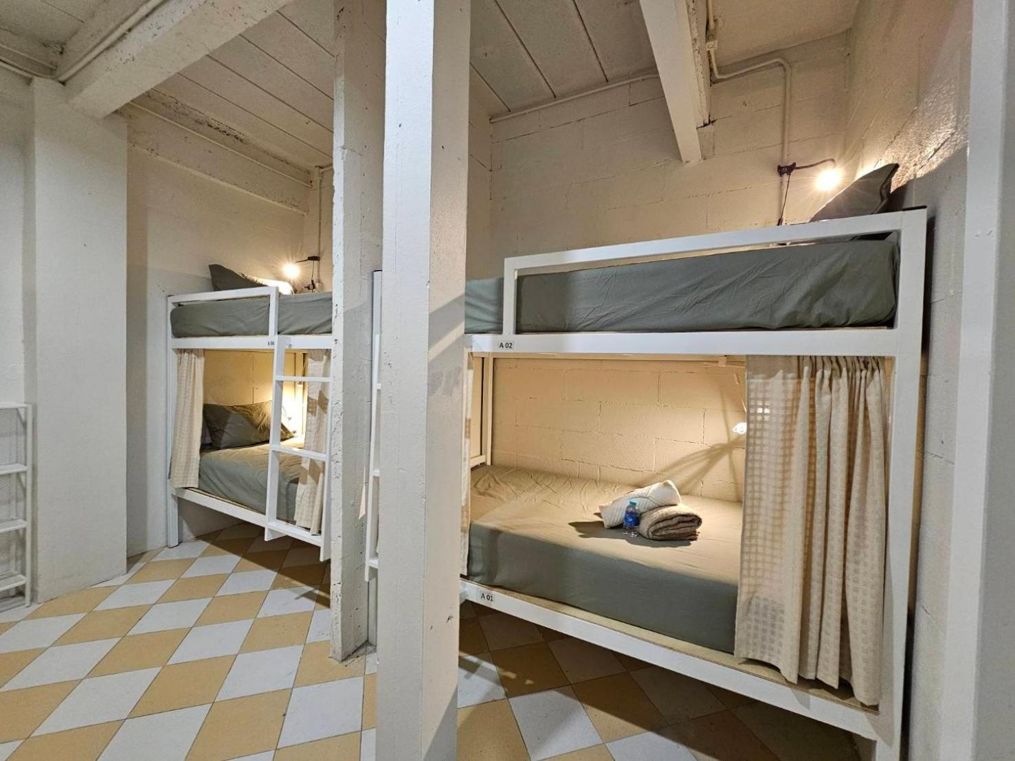 Hao Norn Hostel Thong Sala Luaran gambar