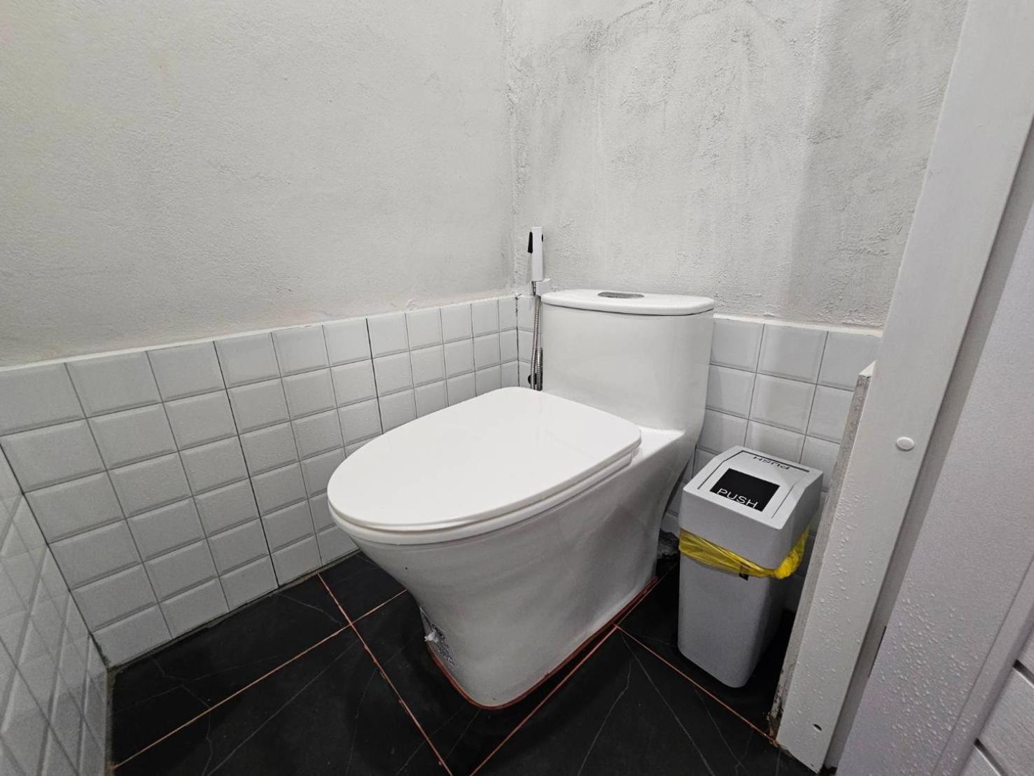 Hao Norn Hostel Thong Sala Luaran gambar