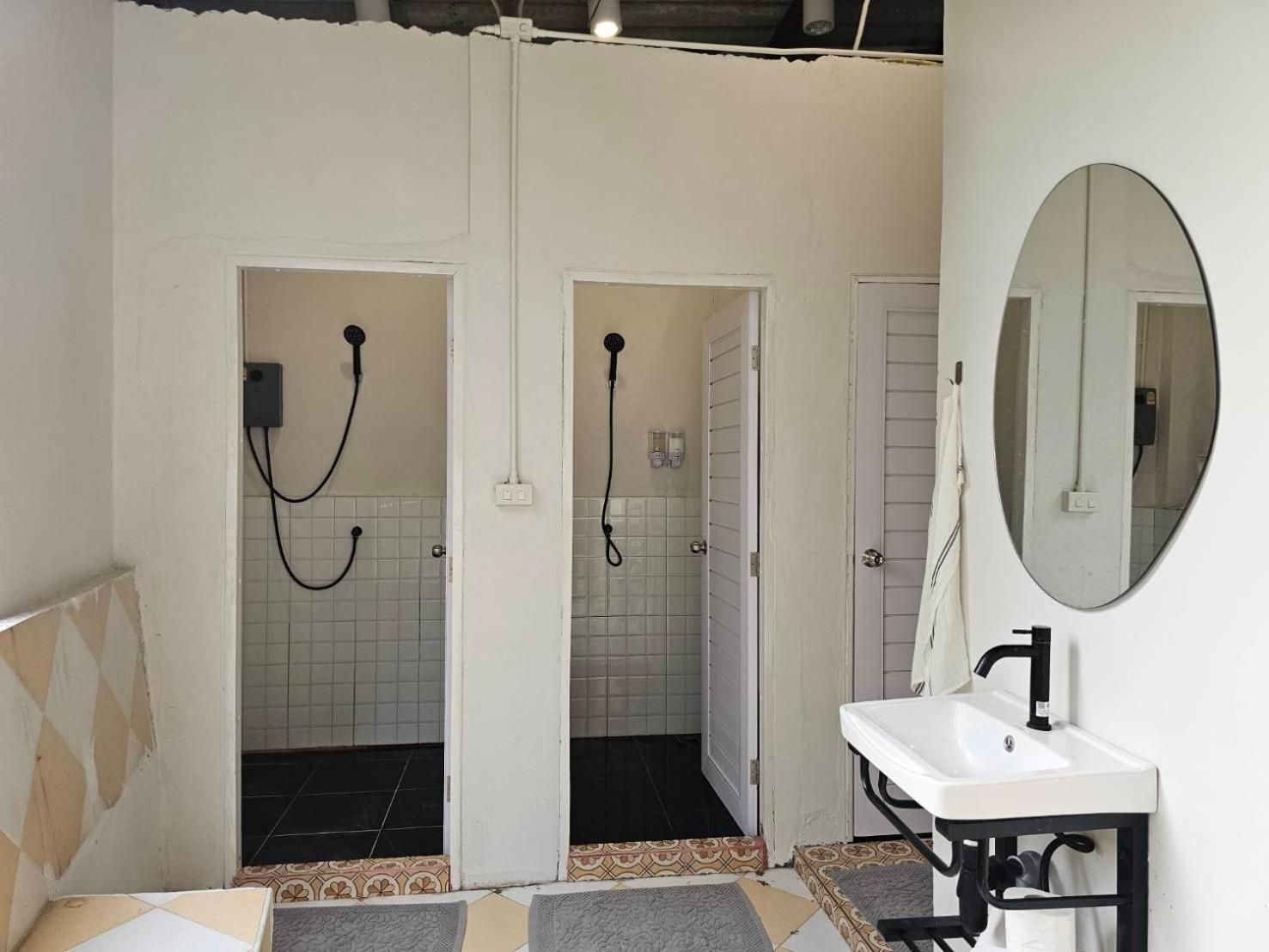 Hao Norn Hostel Thong Sala Luaran gambar